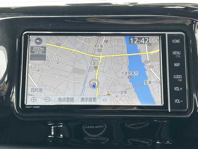 トヨタ ハイラックス Z 岐阜県 2020(令2)年 4万km シルバーメタリック 登録時走行距離39780km/純正ナビ/バックカメラ/キャノピー/サイドステップ/マッドガード/ドアバイザー/純正アルミホイール/Bluetooth接続/LEDヘッドライト/オートクルーズ/フルセグTV/純正フロアマット/スマートキー/全方位ドライブレコーダー/オートエアコン/レーンキープアシスト/コーナーセンサー