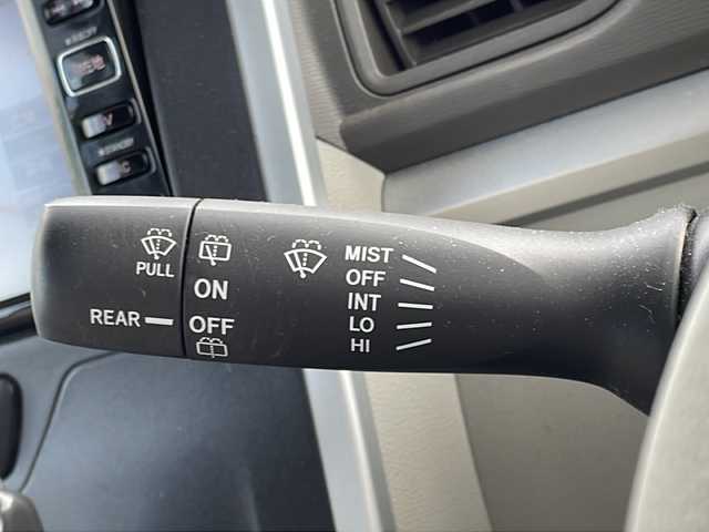 ダイハツ タント X SA 千葉県 2014(平26)年 9.7万km ファイアークォーツレッドM ワンオーナー/純正ナビ/TV/CD/USB/バックカメラ/横滑り防止装置/盗難防止装置/衝突軽減防止装置/オートライト/ステアリングスイッチ/スマートキー/スペアキー１本/リアサンシェード/純正ドアバイザー/プッシュスタート