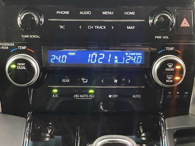 トヨタ アルファード S Cパッケージ 埼玉県 2022(令4)年 4.2万km スパークリングブラックパールクリスタルシャイン 純正１０インチディスプレイオーディオ　/バックカメラ　/両側パワースライドドア/パワーシート/電動リアゲート　/シートヒーター　/エアシート/ステアリングヒーター/アダプティブクルーズコントロール/レザーシート　/純正ビルトインＥＴＣ２．０　/レーンキープアシスト/横滑り防止装置/前後コーナーセンサー/純正フロアマット/ロールサンシェード/オットマン/プッシュスタート/純正１８インチアルミホイール/フロントフォグランプ/オートライト/オートハイビーム