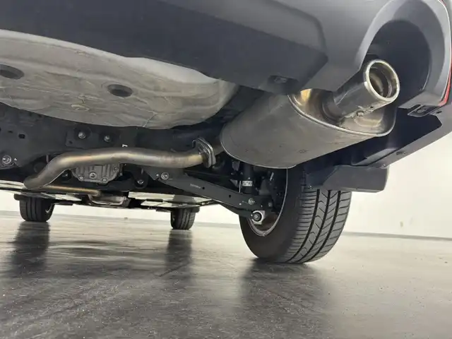 スバル フォレスター X－ブレイク 三重県 2018(平30)年 6.3万km クリスタルホワイトP ガソリン/4WD/MTモード付フロアCVT/純正 8インチ ダイヤトーンサウンドナビ/（FM/AM/CD/DVD/SD/MusicFolder/iPod/USB/TV/Bluetooth/AUX）/リヤビューモニター＆フロント・サイドビューモニター/ドライブレコーダー前方/ETC/EyeSight/・プリクラッシュブレーキ/・アクティブレーンキープ/・AT誤発進/誤後進抑制制御/・車線逸脱警報＆ふらつき警報/・全車速追従機能付クルコン/・先行車発進お知らせ機能/・後退時ブレーキサポート/［OP：アドバンスドセイフティパッケージ］/・アダプティブドライビングビーム/・スバルリヤビークルディテクション（SRVD：後側方警戒支援システム）/装備/・スマートリヤビューミラー（デジタルインナーミラー）*/・撥水ハーフレザーシート/・8wayパワーシート（Dメモリー付/N）/・シートヒーター（D/N/2nd左右）/・ステアリングヒーター/・オートライト＆ワイパー/・ステアリング連動LEDヘッドランプ（SRH）/・ルーフレール/・左右独立オートエアコン/・電子パーキングブレーキ/・パドルシフト/・ステアリングスイッチ/・17inAW/・スマートキーx1/など