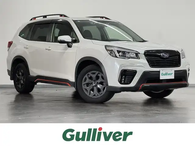 スバル フォレスター X－ブレイク 三重県 2018(平30)年 6.3万km クリスタルホワイトP ガソリン/4WD/MTモード付フロアCVT/純正 8インチ ダイヤトーンサウンドナビ/（FM/AM/CD/DVD/SD/MusicFolder/iPod/USB/TV/Bluetooth/AUX）/リヤビューモニター＆フロント・サイドビューモニター/ドライブレコーダー前方/ETC/EyeSight/・プリクラッシュブレーキ/・アクティブレーンキープ/・AT誤発進/誤後進抑制制御/・車線逸脱警報＆ふらつき警報/・全車速追従機能付クルコン/・先行車発進お知らせ機能/・後退時ブレーキサポート/［OP：アドバンスドセイフティパッケージ］/・アダプティブドライビングビーム/・スバルリヤビークルディテクション（SRVD：後側方警戒支援システム）/装備/・スマートリヤビューミラー（デジタルインナーミラー）*/・撥水ハーフレザーシート/・8wayパワーシート（Dメモリー付/N）/・シートヒーター（D/N/2nd左右）/・ステアリングヒーター/・オートライト＆ワイパー/・ステアリング連動LEDヘッドランプ（SRH）/・ルーフレール/・左右独立オートエアコン/・電子パーキングブレーキ/・パドルシフト/・ステアリングスイッチ/・17inAW/・スマートキーx1/など