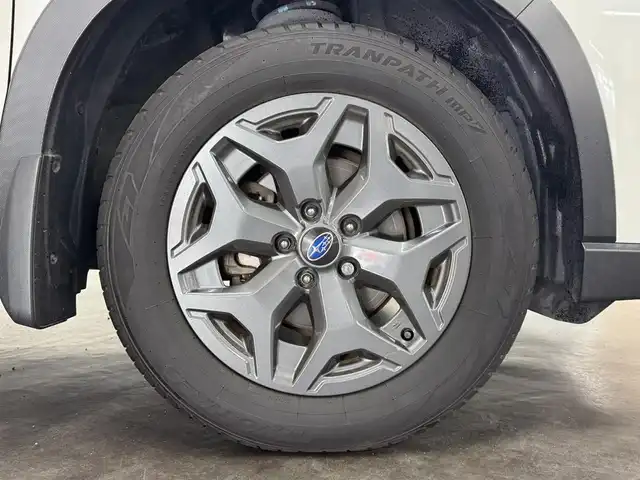 スバル フォレスター X－ブレイク 三重県 2018(平30)年 6.3万km クリスタルホワイトP ガソリン/4WD/MTモード付フロアCVT/純正 8インチ ダイヤトーンサウンドナビ/（FM/AM/CD/DVD/SD/MusicFolder/iPod/USB/TV/Bluetooth/AUX）/リヤビューモニター＆フロント・サイドビューモニター/ドライブレコーダー前方/ETC/EyeSight/・プリクラッシュブレーキ/・アクティブレーンキープ/・AT誤発進/誤後進抑制制御/・車線逸脱警報＆ふらつき警報/・全車速追従機能付クルコン/・先行車発進お知らせ機能/・後退時ブレーキサポート/［OP：アドバンスドセイフティパッケージ］/・アダプティブドライビングビーム/・スバルリヤビークルディテクション（SRVD：後側方警戒支援システム）/装備/・スマートリヤビューミラー（デジタルインナーミラー）*/・撥水ハーフレザーシート/・8wayパワーシート（Dメモリー付/N）/・シートヒーター（D/N/2nd左右）/・ステアリングヒーター/・オートライト＆ワイパー/・ステアリング連動LEDヘッドランプ（SRH）/・ルーフレール/・左右独立オートエアコン/・電子パーキングブレーキ/・パドルシフト/・ステアリングスイッチ/・17inAW/・スマートキーx1/など