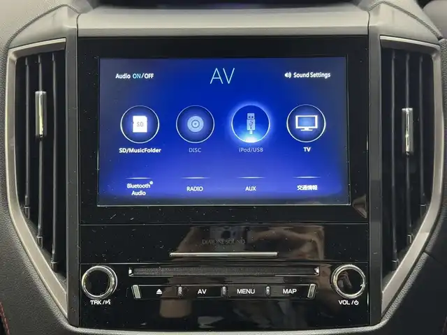 スバル フォレスター X－ブレイク 三重県 2018(平30)年 6.3万km クリスタルホワイトP ガソリン/4WD/MTモード付フロアCVT/純正 8インチ ダイヤトーンサウンドナビ/（FM/AM/CD/DVD/SD/MusicFolder/iPod/USB/TV/Bluetooth/AUX）/リヤビューモニター＆フロント・サイドビューモニター/ドライブレコーダー前方/ETC/EyeSight/・プリクラッシュブレーキ/・アクティブレーンキープ/・AT誤発進/誤後進抑制制御/・車線逸脱警報＆ふらつき警報/・全車速追従機能付クルコン/・先行車発進お知らせ機能/・後退時ブレーキサポート/［OP：アドバンスドセイフティパッケージ］/・アダプティブドライビングビーム/・スバルリヤビークルディテクション（SRVD：後側方警戒支援システム）/装備/・スマートリヤビューミラー（デジタルインナーミラー）*/・撥水ハーフレザーシート/・8wayパワーシート（Dメモリー付/N）/・シートヒーター（D/N/2nd左右）/・ステアリングヒーター/・オートライト＆ワイパー/・ステアリング連動LEDヘッドランプ（SRH）/・ルーフレール/・左右独立オートエアコン/・電子パーキングブレーキ/・パドルシフト/・ステアリングスイッチ/・17inAW/・スマートキーx1/など