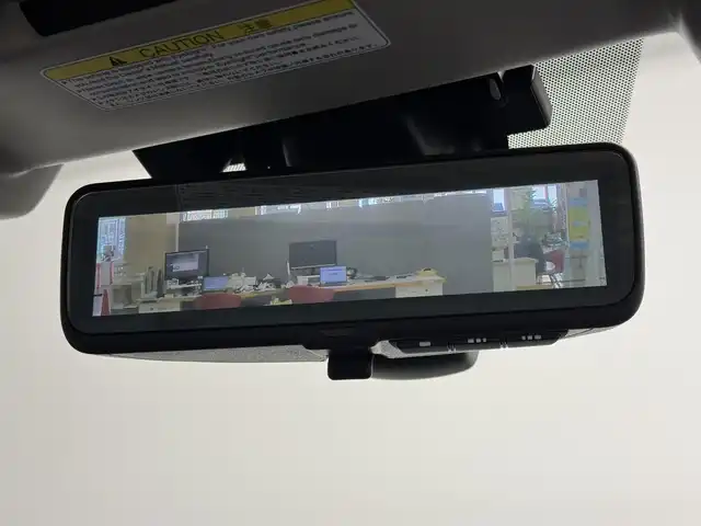 スバル フォレスター X－ブレイク 三重県 2018(平30)年 6.3万km クリスタルホワイトP ガソリン/4WD/MTモード付フロアCVT/純正 8インチ ダイヤトーンサウンドナビ/（FM/AM/CD/DVD/SD/MusicFolder/iPod/USB/TV/Bluetooth/AUX）/リヤビューモニター＆フロント・サイドビューモニター/ドライブレコーダー前方/ETC/EyeSight/・プリクラッシュブレーキ/・アクティブレーンキープ/・AT誤発進/誤後進抑制制御/・車線逸脱警報＆ふらつき警報/・全車速追従機能付クルコン/・先行車発進お知らせ機能/・後退時ブレーキサポート/［OP：アドバンスドセイフティパッケージ］/・アダプティブドライビングビーム/・スバルリヤビークルディテクション（SRVD：後側方警戒支援システム）/装備/・スマートリヤビューミラー（デジタルインナーミラー）*/・撥水ハーフレザーシート/・8wayパワーシート（Dメモリー付/N）/・シートヒーター（D/N/2nd左右）/・ステアリングヒーター/・オートライト＆ワイパー/・ステアリング連動LEDヘッドランプ（SRH）/・ルーフレール/・左右独立オートエアコン/・電子パーキングブレーキ/・パドルシフト/・ステアリングスイッチ/・17inAW/・スマートキーx1/など