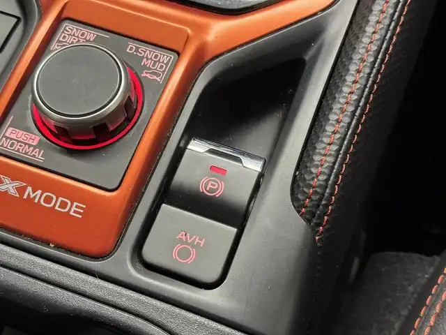 スバル フォレスター X－ブレイク 三重県 2018(平30)年 6.3万km クリスタルホワイトP ガソリン/4WD/MTモード付フロアCVT/純正 8インチ ダイヤトーンサウンドナビ/（FM/AM/CD/DVD/SD/MusicFolder/iPod/USB/TV/Bluetooth/AUX）/リヤビューモニター＆フロント・サイドビューモニター/ドライブレコーダー前方/ETC/EyeSight/・プリクラッシュブレーキ/・アクティブレーンキープ/・AT誤発進/誤後進抑制制御/・車線逸脱警報＆ふらつき警報/・全車速追従機能付クルコン/・先行車発進お知らせ機能/・後退時ブレーキサポート/［OP：アドバンスドセイフティパッケージ］/・アダプティブドライビングビーム/・スバルリヤビークルディテクション（SRVD：後側方警戒支援システム）/装備/・スマートリヤビューミラー（デジタルインナーミラー）*/・撥水ハーフレザーシート/・8wayパワーシート（Dメモリー付/N）/・シートヒーター（D/N/2nd左右）/・ステアリングヒーター/・オートライト＆ワイパー/・ステアリング連動LEDヘッドランプ（SRH）/・ルーフレール/・左右独立オートエアコン/・電子パーキングブレーキ/・パドルシフト/・ステアリングスイッチ/・17inAW/・スマートキーx1/など