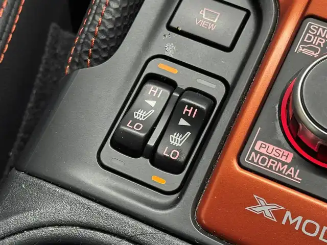 スバル フォレスター X－ブレイク 三重県 2018(平30)年 6.3万km クリスタルホワイトP ガソリン/4WD/MTモード付フロアCVT/純正 8インチ ダイヤトーンサウンドナビ/（FM/AM/CD/DVD/SD/MusicFolder/iPod/USB/TV/Bluetooth/AUX）/リヤビューモニター＆フロント・サイドビューモニター/ドライブレコーダー前方/ETC/EyeSight/・プリクラッシュブレーキ/・アクティブレーンキープ/・AT誤発進/誤後進抑制制御/・車線逸脱警報＆ふらつき警報/・全車速追従機能付クルコン/・先行車発進お知らせ機能/・後退時ブレーキサポート/［OP：アドバンスドセイフティパッケージ］/・アダプティブドライビングビーム/・スバルリヤビークルディテクション（SRVD：後側方警戒支援システム）/装備/・スマートリヤビューミラー（デジタルインナーミラー）*/・撥水ハーフレザーシート/・8wayパワーシート（Dメモリー付/N）/・シートヒーター（D/N/2nd左右）/・ステアリングヒーター/・オートライト＆ワイパー/・ステアリング連動LEDヘッドランプ（SRH）/・ルーフレール/・左右独立オートエアコン/・電子パーキングブレーキ/・パドルシフト/・ステアリングスイッチ/・17inAW/・スマートキーx1/など