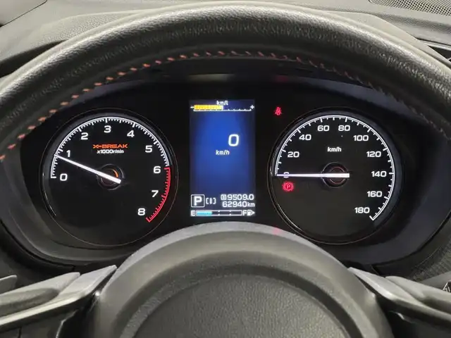スバル フォレスター X－ブレイク 三重県 2018(平30)年 6.3万km クリスタルホワイトP ガソリン/4WD/MTモード付フロアCVT/純正 8インチ ダイヤトーンサウンドナビ/（FM/AM/CD/DVD/SD/MusicFolder/iPod/USB/TV/Bluetooth/AUX）/リヤビューモニター＆フロント・サイドビューモニター/ドライブレコーダー前方/ETC/EyeSight/・プリクラッシュブレーキ/・アクティブレーンキープ/・AT誤発進/誤後進抑制制御/・車線逸脱警報＆ふらつき警報/・全車速追従機能付クルコン/・先行車発進お知らせ機能/・後退時ブレーキサポート/［OP：アドバンスドセイフティパッケージ］/・アダプティブドライビングビーム/・スバルリヤビークルディテクション（SRVD：後側方警戒支援システム）/装備/・スマートリヤビューミラー（デジタルインナーミラー）*/・撥水ハーフレザーシート/・8wayパワーシート（Dメモリー付/N）/・シートヒーター（D/N/2nd左右）/・ステアリングヒーター/・オートライト＆ワイパー/・ステアリング連動LEDヘッドランプ（SRH）/・ルーフレール/・左右独立オートエアコン/・電子パーキングブレーキ/・パドルシフト/・ステアリングスイッチ/・17inAW/・スマートキーx1/など