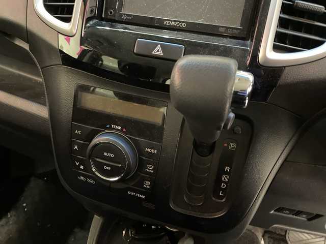 スズキ ソリオ X DJE 埼玉県 2014(平26)年 12.5万km コメットグリーン 衝突軽減ブレーキ/片側パワースライドドア