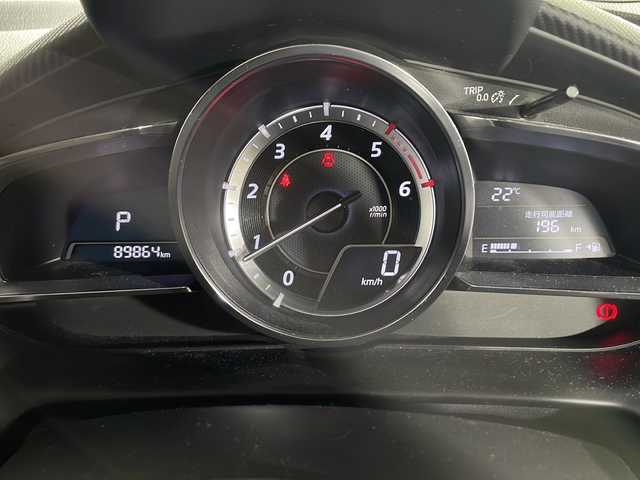 マツダ デミオ XD ツーリング 沖縄県 2015(平27)年 9万km メテオグレーマイカ 県外仕入/禁煙車/純正ナビ/ CD/DVD/Bluetooth/フルセグTV/スマートシティブレーキ/ヘッドアップディスプレイ/クルーズコントロール/ETC/ステアリングスイッチ/パドルシフト/ターボ/スペアキー/純正アルミホイール