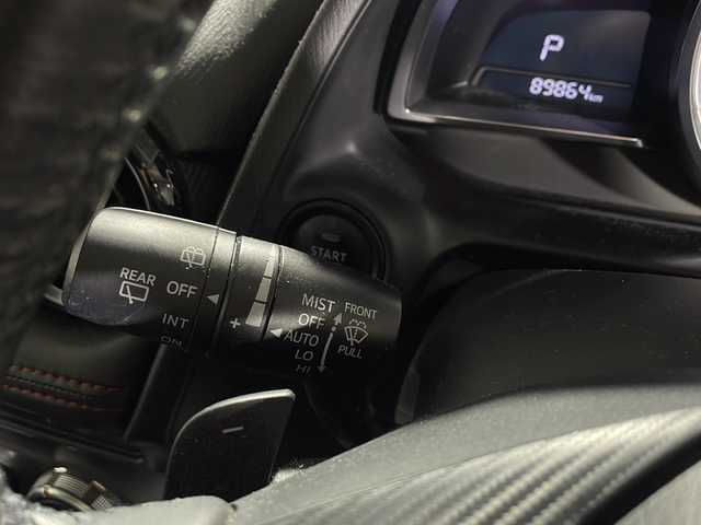 マツダ デミオ XD ツーリング 沖縄県 2015(平27)年 9万km メテオグレーマイカ 県外仕入/禁煙車/純正ナビ/ CD/DVD/Bluetooth/フルセグTV/スマートシティブレーキ/ヘッドアップディスプレイ/クルーズコントロール/ETC/ステアリングスイッチ/パドルシフト/ターボ/スペアキー/純正アルミホイール