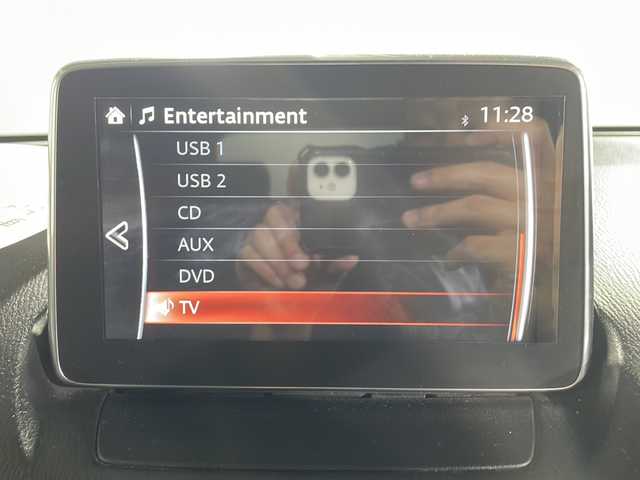 マツダ デミオ XD ツーリング 沖縄県 2015(平27)年 9万km メテオグレーマイカ 県外仕入/禁煙車/純正ナビ/ CD/DVD/Bluetooth/フルセグTV/スマートシティブレーキ/ヘッドアップディスプレイ/クルーズコントロール/ETC/ステアリングスイッチ/パドルシフト/ターボ/スペアキー/純正アルミホイール