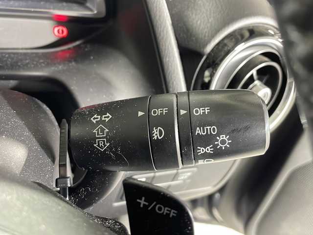 マツダ デミオ XD ツーリング 沖縄県 2015(平27)年 9万km メテオグレーマイカ 県外仕入/禁煙車/純正ナビ/ CD/DVD/Bluetooth/フルセグTV/スマートシティブレーキ/ヘッドアップディスプレイ/クルーズコントロール/ETC/ステアリングスイッチ/パドルシフト/ターボ/スペアキー/純正アルミホイール