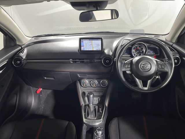 マツダ デミオ XD ツーリング 沖縄県 2015(平27)年 9万km メテオグレーマイカ 県外仕入/禁煙車/純正ナビ/ CD/DVD/Bluetooth/フルセグTV/スマートシティブレーキ/ヘッドアップディスプレイ/クルーズコントロール/ETC/ステアリングスイッチ/パドルシフト/ターボ/スペアキー/純正アルミホイール