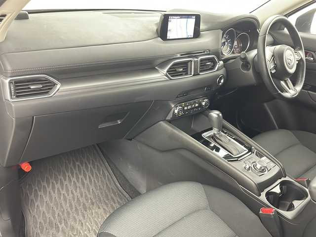 マツダ ＣＸ－５ XD プロアクティブ 道央・札幌 2017(平29)年 6.9万km スノーフレイクホワイトパールマイカ 4WD/純正SDナビ&フルセグTV&USB&BT/アダプティブクルーズコントロール/レーンキープアシスト/衝突軽減ブレーキ/車線逸脱警報/ブラインドスポットモニター/ヘッドアップディスプレイ/アイドリングストップ/運転席パワーシート/運転席シートメモリ/前席シートヒーター/ステアリングスイッチ/ステアリングヒーター/サイドカメラ/バックカメラ/ETC/LEDヘッドライト/オートライト/フロントフォグランプ/電動格納ミラー/ウィンカーミラー/純正17インチAW装着/純正フロアマット/トノカバー/プッシュスタート/スマートキー/スペアキー1本/取扱説明書