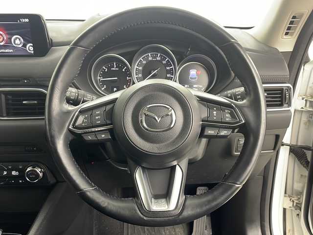 マツダ ＣＸ－５ XD プロアクティブ 道央・札幌 2017(平29)年 6.9万km スノーフレイクホワイトパールマイカ 4WD/純正SDナビ&フルセグTV&USB&BT/アダプティブクルーズコントロール/レーンキープアシスト/衝突軽減ブレーキ/車線逸脱警報/ブラインドスポットモニター/ヘッドアップディスプレイ/アイドリングストップ/運転席パワーシート/運転席シートメモリ/前席シートヒーター/ステアリングスイッチ/ステアリングヒーター/サイドカメラ/バックカメラ/ETC/LEDヘッドライト/オートライト/フロントフォグランプ/電動格納ミラー/ウィンカーミラー/純正17インチAW装着/純正フロアマット/トノカバー/プッシュスタート/スマートキー/スペアキー1本/取扱説明書