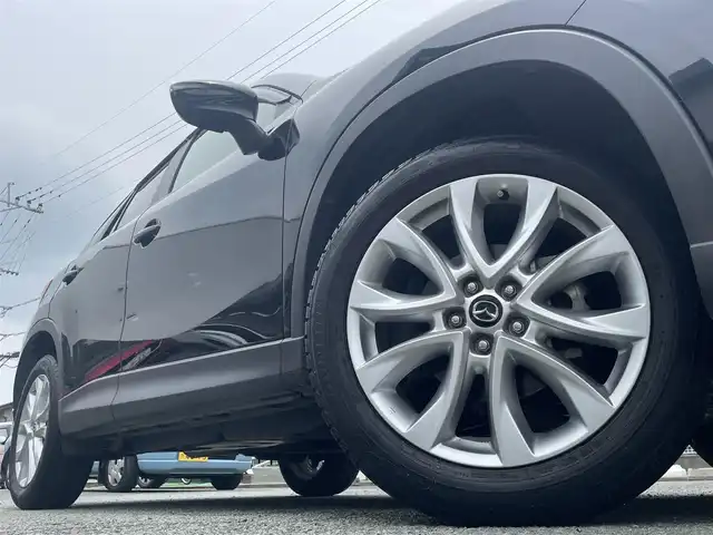 マツダ ＣＸ－５ XD プロアクティブ 熊本県 2015(平27)年 5.1万km ジェットブラックマイカ 純正メーカーナビ/【フルセグTV/Bluetooth/CD/DVD/USB】/バックカメラ/衝突軽減装置/クルーズコントロール/レーンアシスト/社外デジタルインナーミラー/コーナーセンサー（後ろ）/純正19インチアルミホイール/オートライトLED/本革巻きステアリング/純正フロアマット/プッシュスタート/スマートキー/スペアキー/保証書/取扱説明書