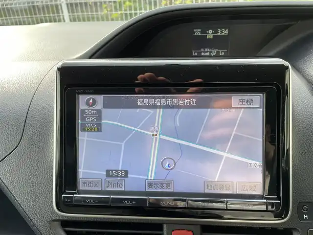 トヨタ ヴォクシー ZS 福島県 2014(平26)年 13.4万km ボルドーマイカメタリック (株)IDOMが運営する【じしゃロン福島店】の自社ローン専用車両になります。こちらは現金またはオートローンご利用時の価格です。自社ローンご希望の方は別途その旨お申付け下さい/純正SDナビ/ETC/片側パワースライドドア/プッシュスタート/アイドリングストップ/ドアバイザー/革巻きステアリング/ステアリングリモコン/ECOモード/フリップダウンモニター/禁煙車