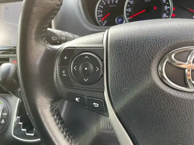 トヨタ ヴォクシー ZS 福島県 2014(平26)年 13.4万km ボルドーマイカメタリック (株)IDOMが運営する【じしゃロン福島店】の自社ローン専用車両になります。こちらは現金またはオートローンご利用時の価格です。自社ローンご希望の方は別途その旨お申付け下さい/純正SDナビ/ETC/片側パワースライドドア/プッシュスタート/アイドリングストップ/ドアバイザー/革巻きステアリング/ステアリングリモコン/ECOモード/フリップダウンモニター/禁煙車