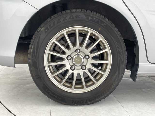 ホンダ フリード ハイブリット G ホンダセンシング 沖縄県 2016(平28)年 8.6万km ルナシルバーM 純正９インチナビ(VXM-175VFNI)　/(フルセグＴＶ　ＣＤ　ＤＶＤ　Bluetooth)　/フリップダウンモニター　/バックカメラ　/ＥＴＣ　/ドライブレコーダー前後　/ホンダセンシング/●衝突軽減ブレーキ〈CMBS〉/●誤発進抑制機能/●ACC〈アダプティブ・クルーズ・コントロール〉/●LKAS〈車線維持支援システム〉/●歩行者事故低減ステアリング/●路外逸脱抑制機能/●先行車発進お知らせ機能/●標識認識機能/両側パワースライドドア　/純正フロアマット　/ＬＥＤヘッドライト/オートヘッドライト/プッシュスタート/スマートキー/純正フロアマット/保証書/取扱説明書