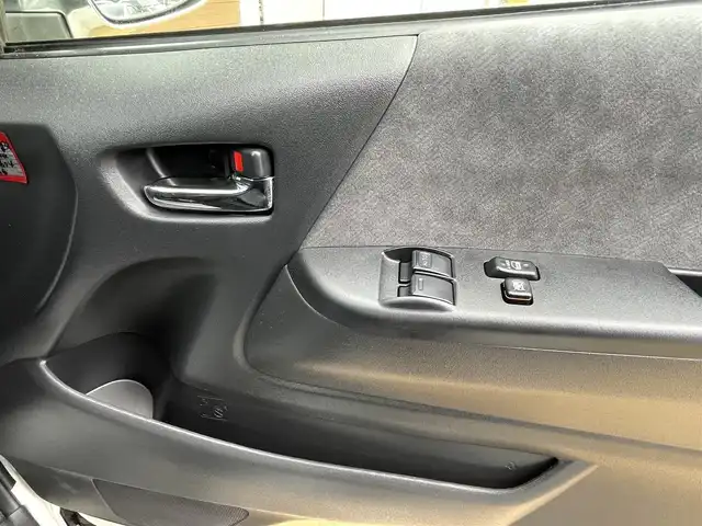 トヨタ ハイエース グランドキャビン 宮崎県 2015(平27)年 4万km ノーブルパールトーニングⅡ ETC/バックカメラ/メモリナビ/ワンセグテレビ/パワースライドドア/リモコンキー/10人乗り/オートライト/パワーステアリング/ダブルエアバッグ/DVD再生/CD再生