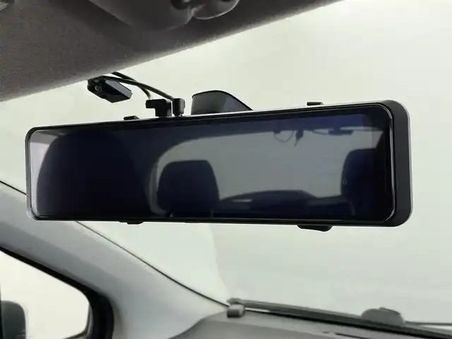 トヨタ ヴィッツ ジュエラ 群馬県 2015(平27)年 8万km ホワイトパールクリスタルシャイン 禁煙車 社外ディスプレイオーディオ Bluetooth ビルトインETC デジタルインナーミラー型ドライブレコーダー　後ろドライブレコーダー スマートキー　プッシュスタート　横滑り防止装置　エアコン