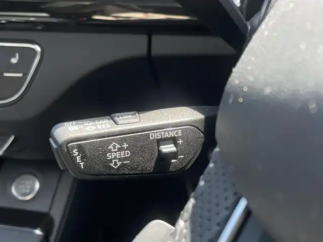 アウディ Ｑ５ 2．0TFSIクワトロ スポーツ 東京都 2018(平30)年 3.8万km デイトナグレーパールエフェクト S-Lineパッケージ/純正HDDナビ/フルセグTV/バックモニター/クルーズコントロール/純正LEDヘッドライト/S-Lineバンパー/S-Lineエクステリアロゴ/ドアシルトリムS-Lineロゴ/ハーフレザーシート/純正20インチアルミホイール/ルーフレール/プッシュスタート/D席/N席パワーシート/D席/N席シートヒーター/パークアシスト/ステアリングスイッチ/ハンズフリーフォン/純正トノカバー/スペアキー/電動リアゲート