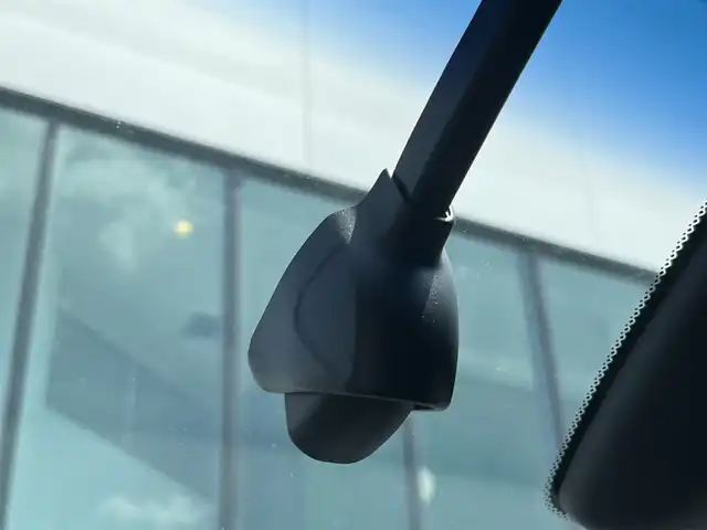 ホンダ フィット e:HEVホーム 奈良県 2020(令2)年 4.1万km ライトブルー ワンオーナー　/ホンダセンシング　/ｇａｔｈｅｒｓナビ(SDカードなし)/フルセグ/Bluetooth/バックカメラ　/ドラレコ前後　/ＥＴＣ２．０　/コーナーセンサー前後/アダプティブクルーズコントロール　/踏み間違い衝突軽減システム　/スマートキー　/LEDライト/レーンキープアシスト/カーテンエアバッグ