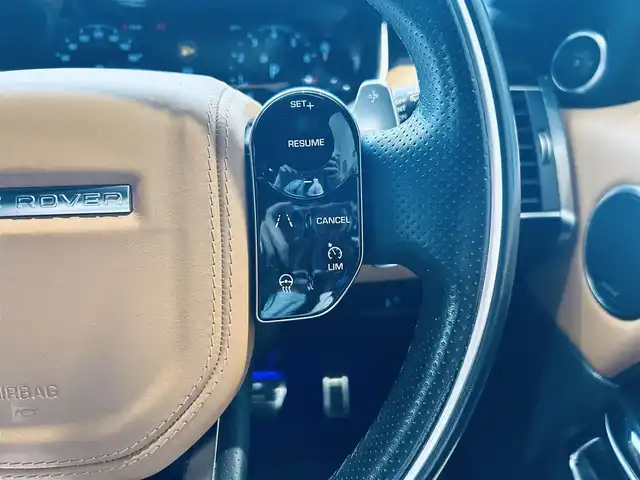 ランドローバー レンジローバースポーツ オートバイオグラフィーダイナミ 大阪府 2019(令1)年 3.9万km グレー 純正ナビ/・フルセグTV/ラジオ/Bluetooth		/全方位カメラ/ETC【DSRC】	/MERIDIANサウンドシステム/茶/黒コンビレザーシート 			/前席パワーシート/エアーシート		/前後席シートヒーター/クリアランスソナー/衝突回避システム/レーンディパーチャーアラート/ブラインドスポットモニター/クロストラフィックモニター		/パワーバックドア/純正21インチAW/オートライト/純正LEDライト/フロント/バックフォグ/プッシュEgスタート/ストップ/スマートキー×2/ターンランプ付電動格納ドアミラー