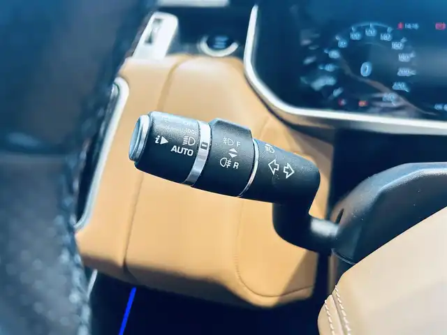 ランドローバー レンジローバースポーツ オートバイオグラフィーダイナミ 大阪府 2019(令1)年 3.9万km グレー 純正ナビ/・フルセグTV/ラジオ/Bluetooth		/全方位カメラ/ETC【DSRC】	/MERIDIANサウンドシステム/茶/黒コンビレザーシート 			/前席パワーシート/エアーシート		/前後席シートヒーター/クリアランスソナー/衝突回避システム/レーンディパーチャーアラート/ブラインドスポットモニター/クロストラフィックモニター		/パワーバックドア/純正21インチAW/オートライト/純正LEDライト/フロント/バックフォグ/プッシュEgスタート/ストップ/スマートキー×2/ターンランプ付電動格納ドアミラー