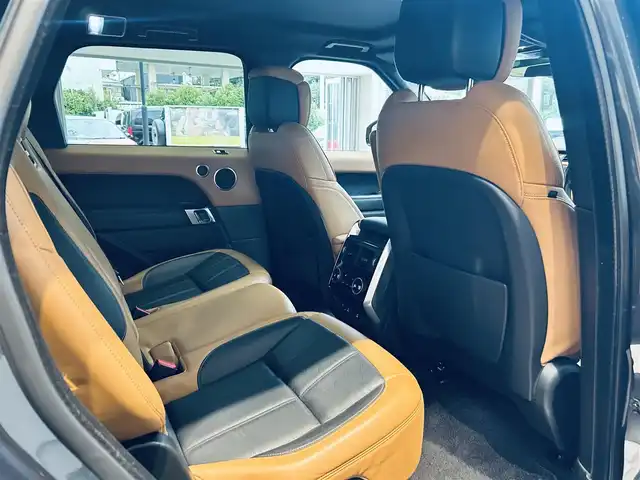 ランドローバー レンジローバースポーツ オートバイオグラフィーダイナミ 大阪府 2019(令1)年 3.9万km グレー 純正ナビ/・フルセグTV/ラジオ/Bluetooth		/全方位カメラ/ETC【DSRC】	/MERIDIANサウンドシステム/茶/黒コンビレザーシート 			/前席パワーシート/エアーシート		/前後席シートヒーター/クリアランスソナー/衝突回避システム/レーンディパーチャーアラート/ブラインドスポットモニター/クロストラフィックモニター		/パワーバックドア/純正21インチAW/オートライト/純正LEDライト/フロント/バックフォグ/プッシュEgスタート/ストップ/スマートキー×2/ターンランプ付電動格納ドアミラー