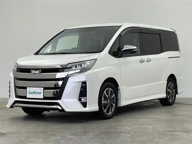 トヨタ ノア Si ダブルバイビーⅢ 群馬県 2020(令2)年 7万km ホワイトパールクリスタルシャイン 純正１０インチナビ　バックカメラ　両側パワースライドドア　クルーズコントロール　ＬＥＤ　ハーフレザーシート　純正１６インチＡＷ　ステアリングリモコン　ドライブレコーダー　ＥＴＣ２．０　禁煙車