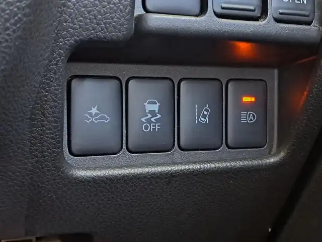 日産 デイズ ルークス ハイウェイスター Gターボ 大阪府 2018(平30)年 4.7万km ホワイトパール /ワンオーナー//禁煙車//ディーラーOPメモリーナビ【MM318D-W】//CD・DVD・Bluetooth・フルセグTV・FM・AM・SD//TVキット//ナビ連動純正前ドラレコ//全方位カメラ//両側パワースライドドア//LEDヘッドライト//オートマチックハイビーム//スマートキー//ステアリングスイッチ//衝突軽減ブレーキ//クルーズコントロール//LDW(車線逸脱警報)//アイドリングストップ//リアサーキュレーター//純正１５インチAW//保証書//取扱説明書//スペアキー