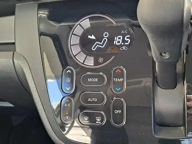 日産 デイズ ルークス ハイウェイスター Gターボ 大阪府 2018(平30)年 4.7万km ホワイトパール /ワンオーナー//禁煙車//ディーラーOPメモリーナビ【MM318D-W】//CD・DVD・Bluetooth・フルセグTV・FM・AM・SD//TVキット//ナビ連動純正前ドラレコ//全方位カメラ//両側パワースライドドア//LEDヘッドライト//オートマチックハイビーム//スマートキー//ステアリングスイッチ//衝突軽減ブレーキ//クルーズコントロール//LDW(車線逸脱警報)//アイドリングストップ//リアサーキュレーター//純正１５インチAW//保証書//取扱説明書//スペアキー