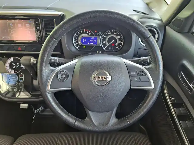 日産 デイズ ルークス ハイウェイスター Gターボ 大阪府 2018(平30)年 4.7万km ホワイトパール /ワンオーナー//禁煙車//ディーラーOPメモリーナビ【MM318D-W】//CD・DVD・Bluetooth・フルセグTV・FM・AM・SD//TVキット//ナビ連動純正前ドラレコ//全方位カメラ//両側パワースライドドア//LEDヘッドライト//オートマチックハイビーム//スマートキー//ステアリングスイッチ//衝突軽減ブレーキ//クルーズコントロール//LDW(車線逸脱警報)//アイドリングストップ//リアサーキュレーター//純正１５インチAW//保証書//取扱説明書//スペアキー