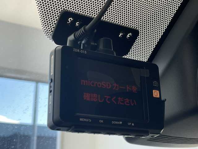 トヨタ スペイド F 沖縄県 2017(平29)年 4.1万km ブラックマイカ 純正ナビ　（NSCD-W66）/（ＴＶ　ＣＤ　Ｂｌｕｅｔｏｏｔｈ　SD）/バックカメラ　/前後ドライブレコーダー　/ＥＴＣ　/片側パワースライドドア/プッシュスタート　/スマートキー　/衝突軽減　/レーンキープアシスト　/純正フロアマット/社外AW/アイドリングストップ/ミュージックプレイヤー[AUX]