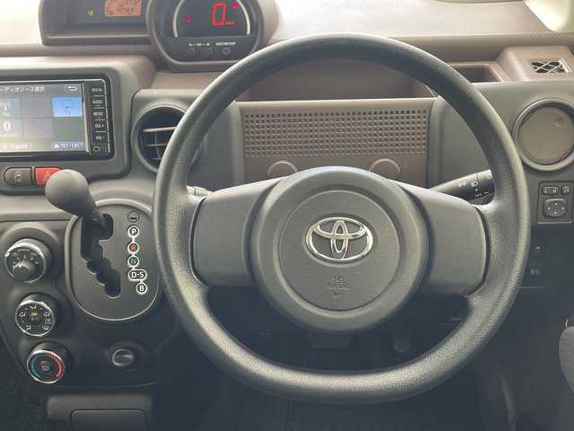 トヨタ スペイド F 沖縄県 2017(平29)年 4.1万km ブラックマイカ 純正ナビ　（NSCD-W66）/（ＴＶ　ＣＤ　Ｂｌｕｅｔｏｏｔｈ　SD）/バックカメラ　/前後ドライブレコーダー　/ＥＴＣ　/片側パワースライドドア/プッシュスタート　/スマートキー　/衝突軽減　/レーンキープアシスト　/純正フロアマット/社外AW/アイドリングストップ/ミュージックプレイヤー[AUX]