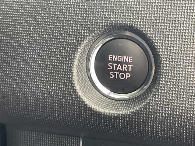 トヨタ スペイド F 沖縄県 2017(平29)年 4.1万km ブラックマイカ 純正ナビ　（NSCD-W66）/（ＴＶ　ＣＤ　Ｂｌｕｅｔｏｏｔｈ　SD）/バックカメラ　/前後ドライブレコーダー　/ＥＴＣ　/片側パワースライドドア/プッシュスタート　/スマートキー　/衝突軽減　/レーンキープアシスト　/純正フロアマット/社外AW/アイドリングストップ/ミュージックプレイヤー[AUX]