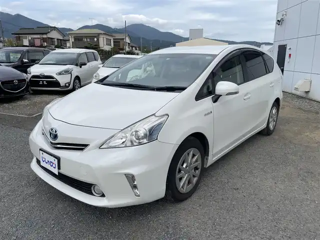 トヨタ プリウス α S 神奈川県 2012(平24)年 8.1万km ホワイトパールクリスタルシャイン (株)IDOMが運営する【じしゃロンOO店】の自社ローン専用車両になりますこちらは現金またはオートローンご利用時の価格です。自社ローンご希望の方は別途その旨お申付け下さい/純正メモリナビ/ＣＤ/ＤＶＤ/ＢＴ/フルセグ/スマートキー/ＥＴＣ/ステアリングリモコン/バックカメラ/純正アルミ