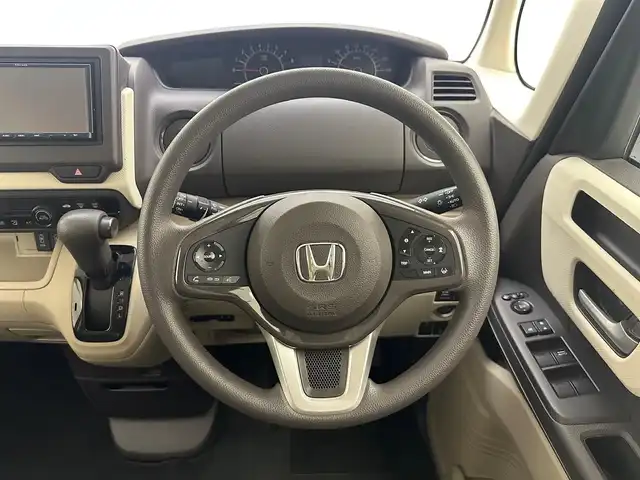 ホンダ Ｎ ＢＯＸ G L ホンダセンシング 兵庫県 2020(令2)年 4.3万km ピンク 社外メモリナビ(CD/Bt/ワンセグ)/・CN-E320D/バックカメラ/ACC/PCS/LKA/ドライブレコーダー/クリアランスソナー /シートヒーター/LEDヘッドライト/片側パワースライドドア /ビルトインETC/社外マット/純正バイザー