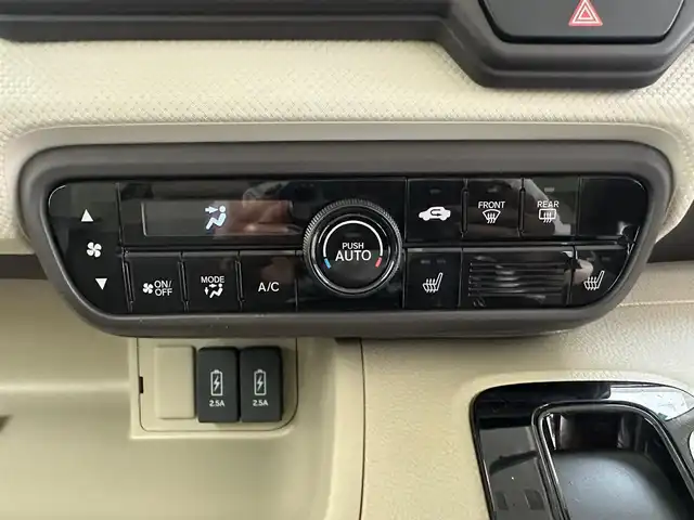 ホンダ Ｎ ＢＯＸ G L ホンダセンシング 兵庫県 2020(令2)年 4.3万km ピンク 社外メモリナビ(CD/Bt/ワンセグ)/・CN-E320D/バックカメラ/ACC/PCS/LKA/ドライブレコーダー/クリアランスソナー /シートヒーター/LEDヘッドライト/片側パワースライドドア /ビルトインETC/社外マット/純正バイザー