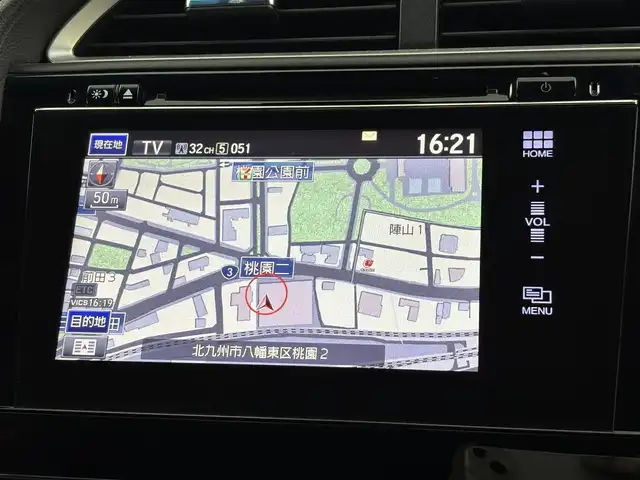 ホンダ シャトル ハイブリッド Z 福岡県 2015(平27)年 10.6万km ホワイトオーキッドパール 純正ナビ／フルセグＴＶ　/バックカメラ　/ビルトインＥＴＣ　/前後ドラレコ　/クルーズコントロール　/シティブレーキアクティブシステム　/パドルシフト　/フロントガラス熱線スイッチ　/ECON　/ハーフレザー　/シートヒーター　/ステアリングスイッチ　/純正１６インチアルミホイール　/LEDヘッドライト