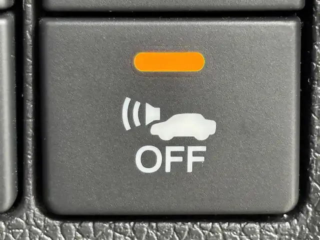 ホンダ シャトル ハイブリッド Z 福岡県 2015(平27)年 10.6万km ホワイトオーキッドパール 純正ナビ／フルセグＴＶ　/バックカメラ　/ビルトインＥＴＣ　/前後ドラレコ　/クルーズコントロール　/シティブレーキアクティブシステム　/パドルシフト　/フロントガラス熱線スイッチ　/ECON　/ハーフレザー　/シートヒーター　/ステアリングスイッチ　/純正１６インチアルミホイール　/LEDヘッドライト