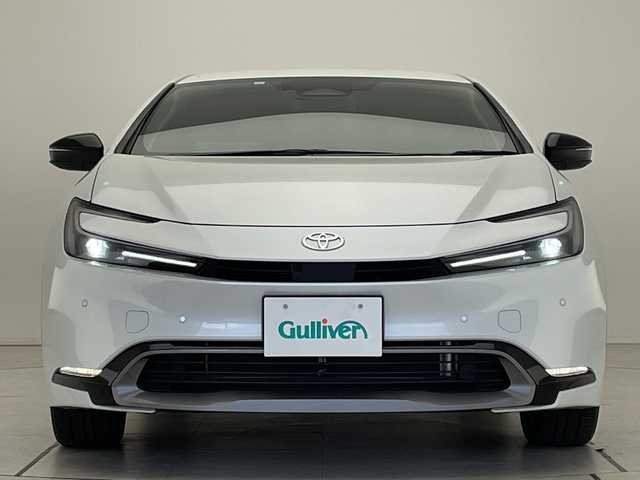 トヨタ プリウス Z 愛知県 2023(令5)年 2.3万km プラチナホワイトパールマイカ トヨタセーフティセンス/アドバンストパーク/純正12.3型ディスプレイオーディオ　ナビ機能なし/全方位カメラ/レーダークルーズコントロール/シートヒーター/エアシート/バックカメラ/電動リアゲート/パワーシート/コーナーセンサー/純正アルミホイール/ETC2.0/ブラインドスポットモニター/LEDヘッドライト/ステアリングヒーター/オートマチックハイビーム/衝突軽減システム/フルセグ/Bluetooth/ステアリングスイッチ/スマートキー/プッシュスタート