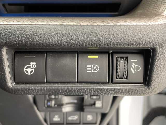 トヨタ プリウス Z 愛知県 2023(令5)年 2.3万km プラチナホワイトパールマイカ トヨタセーフティセンス/アドバンストパーク/純正12.3型ディスプレイオーディオ　ナビ機能なし/全方位カメラ/レーダークルーズコントロール/シートヒーター/エアシート/バックカメラ/電動リアゲート/パワーシート/コーナーセンサー/純正アルミホイール/ETC2.0/ブラインドスポットモニター/LEDヘッドライト/ステアリングヒーター/オートマチックハイビーム/衝突軽減システム/フルセグ/Bluetooth/ステアリングスイッチ/スマートキー/プッシュスタート