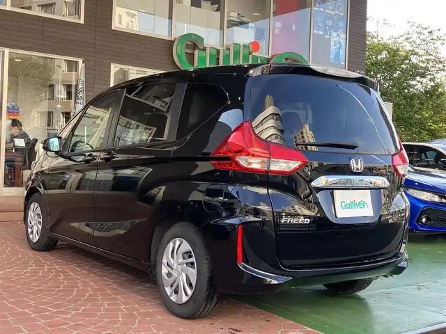 ホンダ フリード G ホンダセンシング 神奈川県 2018(平30)年 3.8万km プレミアムスパークルブラックパール ワンオーナー/新車保証書/取扱説明書/社外ナビ・フルセグTV/CD・DVDビデオ/Bluetooth/ETC/社外ドライブレコーダー/両側パワースライドドア/ホンダセンシング/・衝突軽減グレーキ/・歩行者事故低減ステアリング/・アダプティブクルーズコントロール/・車線維持支援システム/・路外逸脱制御装置/・誤発進抑制機能/・先行車発進お知らせ機能/・標識認識機能/・マルチインフォメーションディスプレイ/ステアリングスイッチ