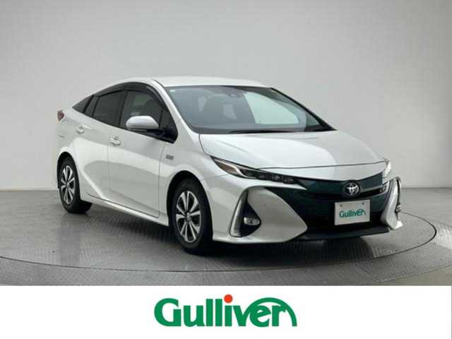 トヨタ プリウス ＰＨＶ A 兵庫県 2017(平29)年 4.8万km ホワイトパールクリスタルシャイン メーカー11インチナビゲーション/（Bluetooth/フルセグ/USB）/バックカメラ/純正ビルトインETC2.0/社外ドライブレコーダー/トヨタセーフティセンス/・プリクラッシュセーフティ/・レーンディパーチャーアラート/・レーダークルーズコントロール/・アダプティブハイビーム/・ブラインドスポットモニター/・インテリジェントクリアランスソナー/シートヒーター（D/N席）/LEDヘッドライト/LEDフォグランプ/純正15インチアルミホイール/純正フロアマット/純正ドアバイザー