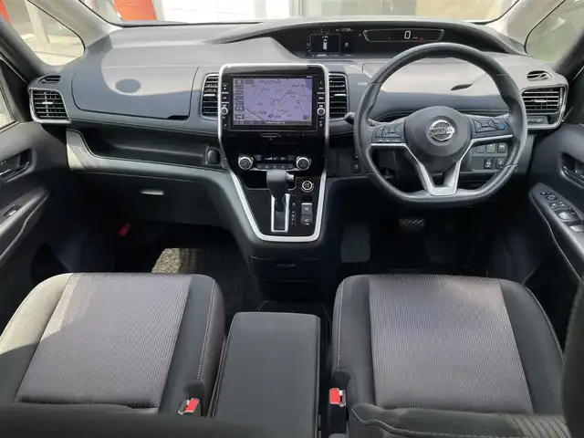 日産 セレナ ハイウェイスター プロパイロットED 新潟県 2017(平29)年 5.5万km ブリリアントホワイトパール ワンオーナー/純正ホイール装着/社外ホイールスタッドレスタイヤ車載/メモリナビ/フルセグテレビ/バックカメラ/アイドリングストップ/ウィンカーミラー/プロパイロット/ドアバイザー/プッシュスタート/両側パワースライドドア/ETC/TVキャンセラー/純正フロアマット/スペアキー1個