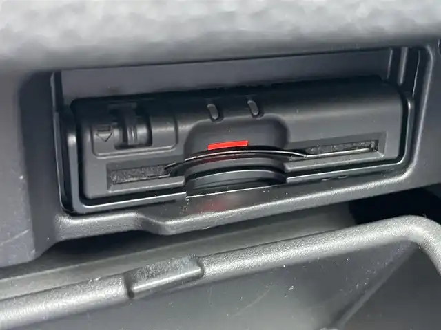 日産 セレナ ハイウェイスター プロパイロットED 新潟県 2017(平29)年 5.5万km ブリリアントホワイトパール ワンオーナー/純正ホイール装着/社外ホイールスタッドレスタイヤ車載/メモリナビ/フルセグテレビ/バックカメラ/アイドリングストップ/ウィンカーミラー/プロパイロット/ドアバイザー/プッシュスタート/両側パワースライドドア/ETC/TVキャンセラー/純正フロアマット/スペアキー1個