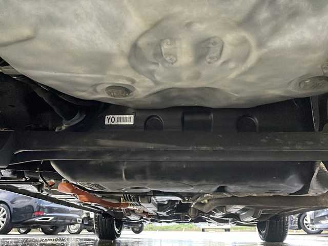 トヨタ アクア S 新潟県 2016(平28)年 10.2万km ディープアメジストマイカメタリック 純正HDDナビ/（BT／AM／FM〉/プッシュスタート/フルセグTV/バックカメラ/シートヒーター（運転席＋助手席）/オートライト/スペアキー/シガーソケット/ドアバイザー/電動格納自動ミラー/保証書/取り扱い説明書