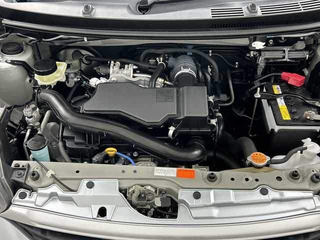トヨタ パッソ X Lパッケージ S 三重県 2021(令3)年 2.5万km ブライトシルバーM /禁煙車//純正ナビ//Bluetooth/AM/FM/CD/DVD/USB/フルセグ//オートライト//オートハイビーム//プリクラッシュセーフティ//ステアリングスイッチ//バックモニター//フルオートエアコン//電動格納ミラー//プッシュスタート//スペアキー//ETC